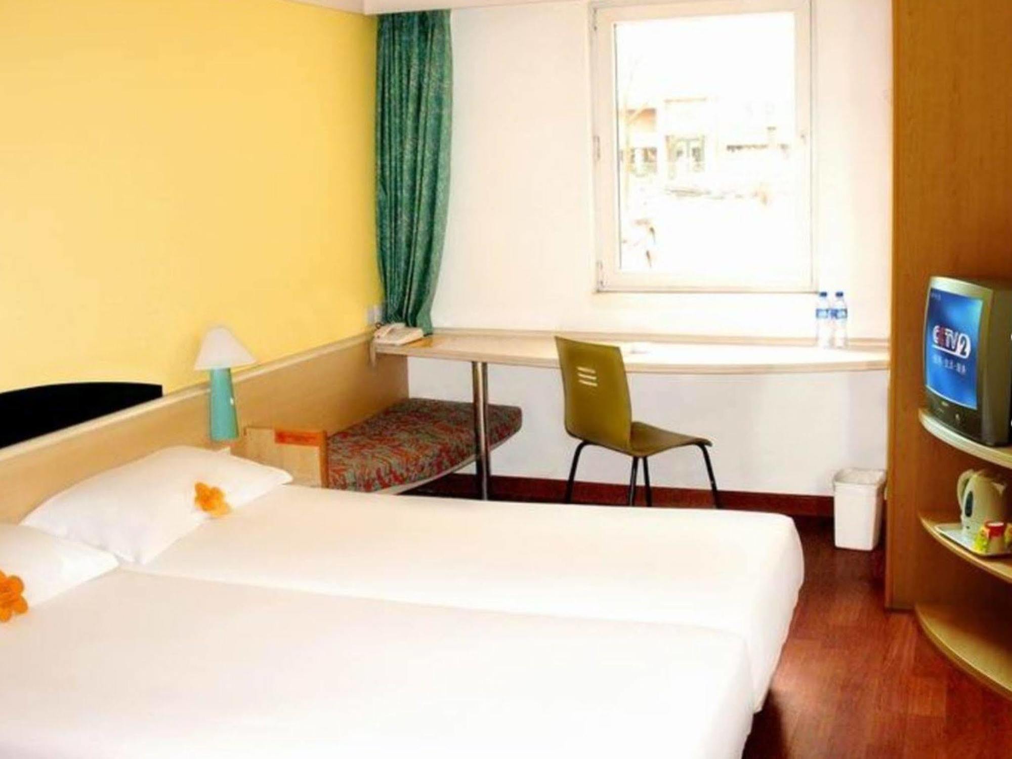 Ibis Tianjin Teda Hotel Kültér fotó